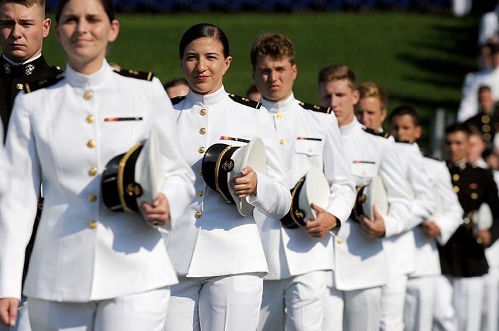 The+graduating+midshipmen+march+onto+the+field+as+the+United+State+Naval+Academy+holds+its+2016+Commissioning+Ceremony+on+Friday%2C+May+27%2C+2016%2C+at+Navy-Marine+Corps+Memorial+Stadium+in+Annapolis%2C+Md.+%28Paul+W.+Gillespie%2FBaltimore+Sun%2FTNS%29