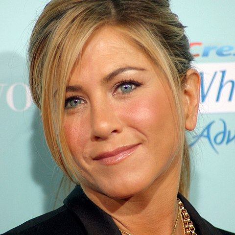 Jennifer Aniston stars in The Morning Show on Apple TV+.