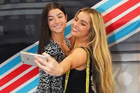 Charli DAmelio(left) and Addison Rae(right) pose for a selfie together.